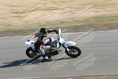 media/Feb-05-2023-Classic Track Day (Sun) [[c35aca4a42]]/Group 2/session 1 turn 9/